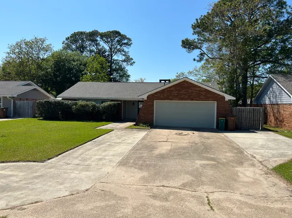 859 Camp Wilkes Rd, Biloxi, MS 39532