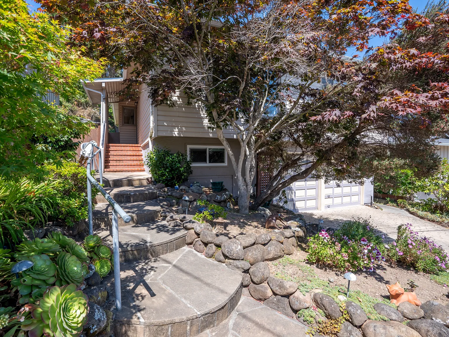 4 bed, 1870 sqft, $6,500 — Photo 2