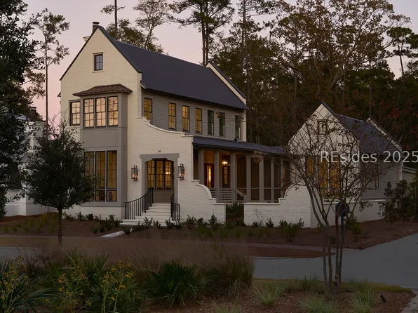 14 Lyonia St, Bluffton, SC 29910