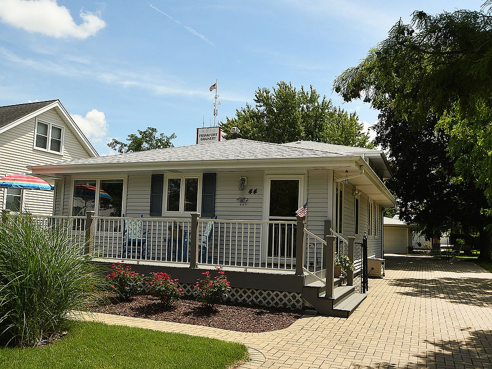1st image of 44 W Bowen St