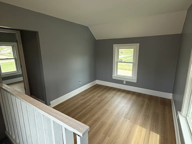 304 SE 3rd Ave #1 — Photo 6
