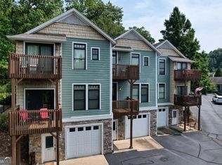 1411 Lakeside Rd, Hiawassee, GA 30546