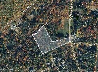 N Easton Belmont Pike, Stroudsburg, PA 18360