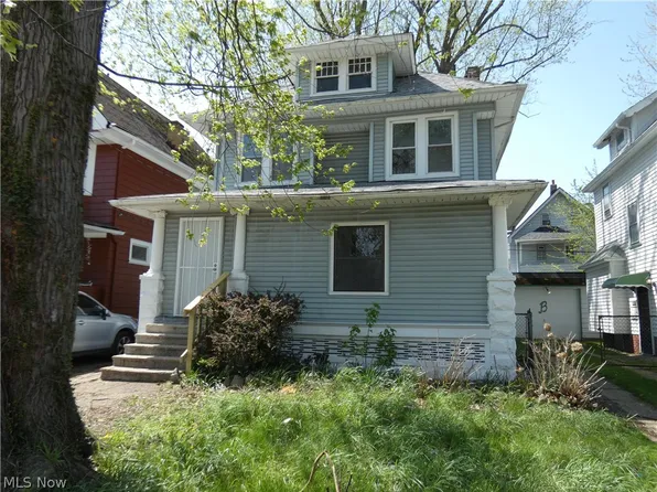 462 E 109th St, Cleveland, OH 44108