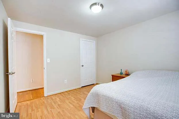 8931 Park Forest Dr — Photo 31