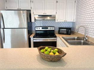 5568 Swift Rd, Sarasota, FL 34231