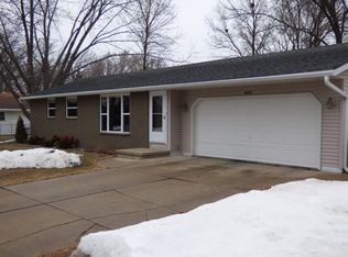 409 N Good Hope Rd, De Pere, WI 54115