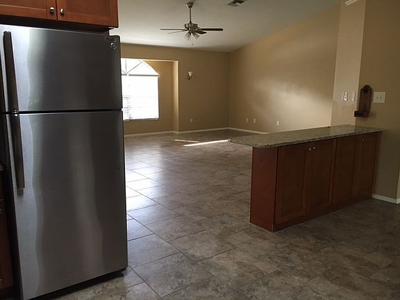 4th image of 1030 Hermosa Dr