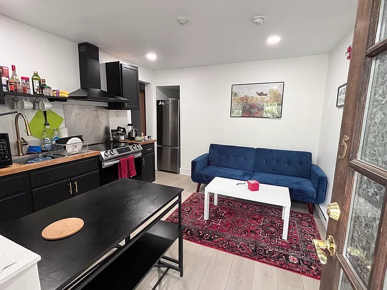 626 Stewart Ave #5 — Photo 3