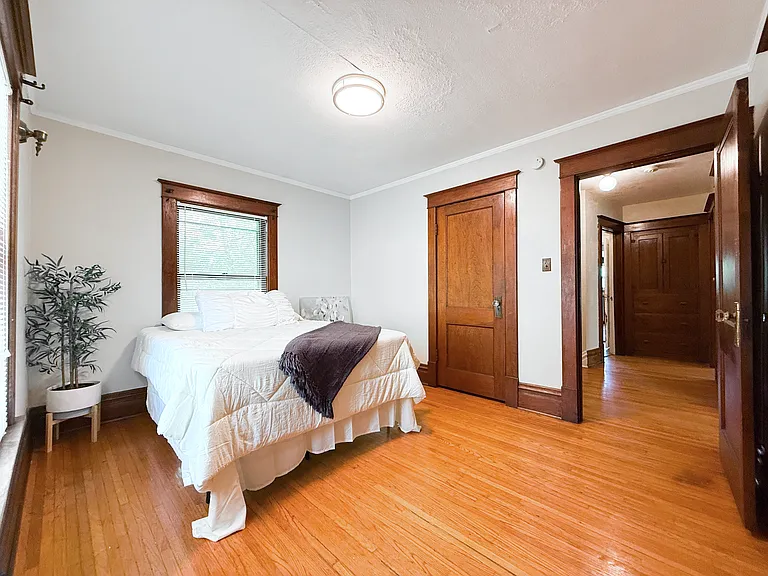 1616 W Barker Ave — Photo 13