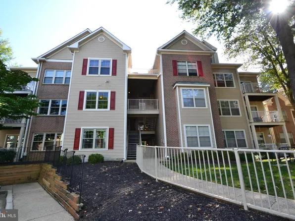 2318 Falls Gable Ln APT G, Baltimore, MD 21209