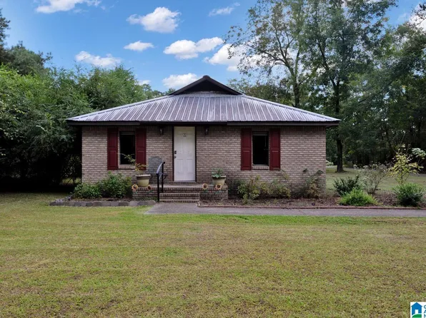 8197 Hopewell Rd, Bessemer, AL 35022