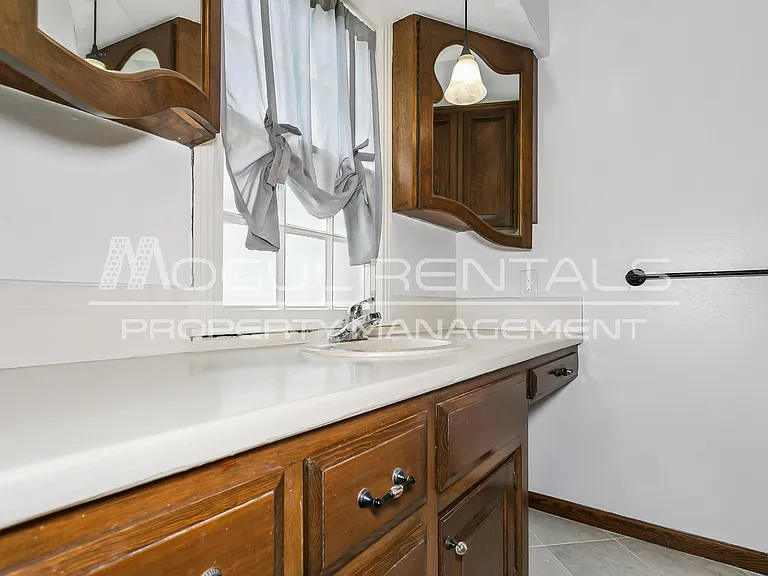 500 S Circle Lake Rd — Photo 10