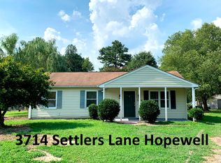 3714 Settlers Ln, Hopewell, VA 23860