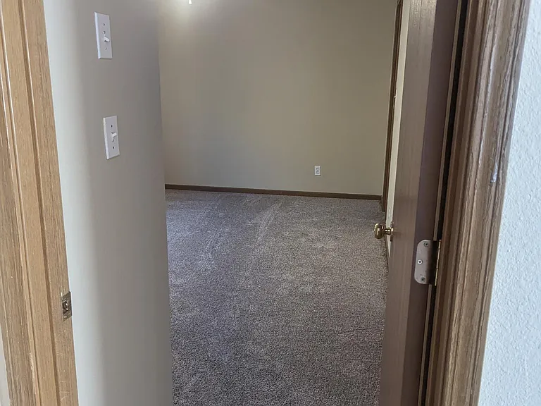 3323 Dove Dr — Photo 7