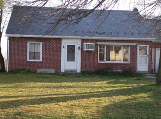 36 W Boehms Rd, Willow Street, PA 17584