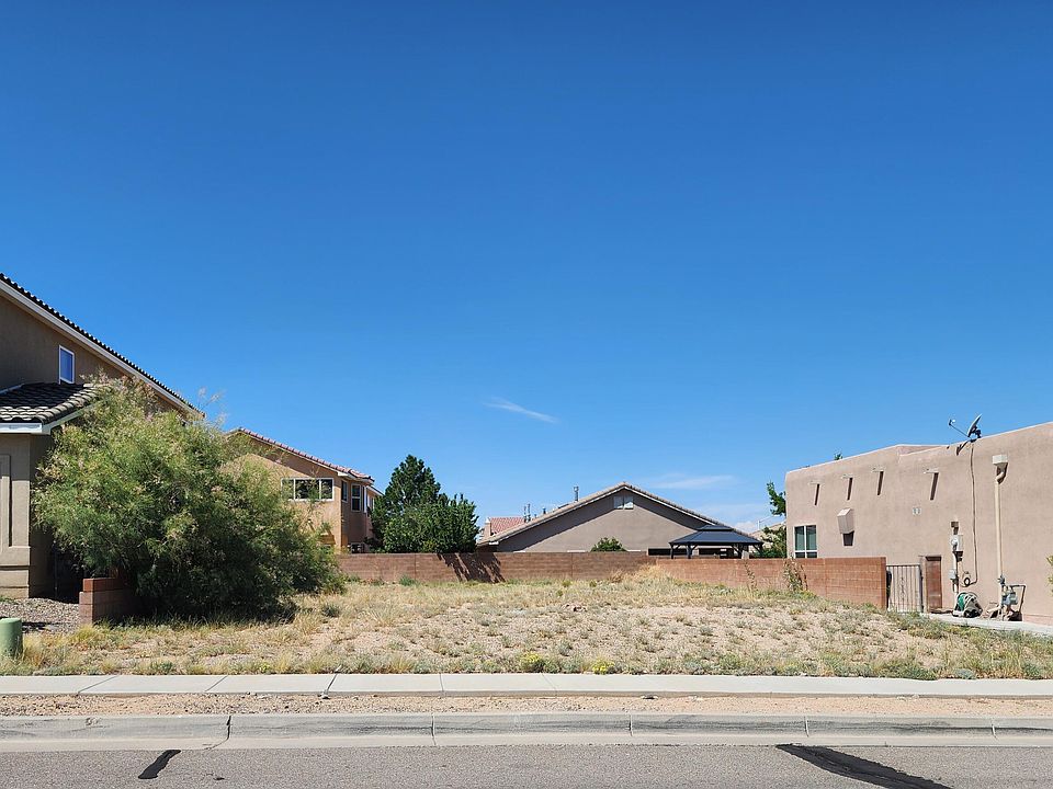 2nd image of 1843 Smarty Jones St SE