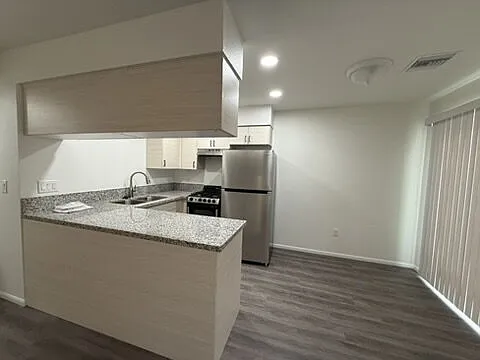 405 Anna Cir #A — Photo 7
