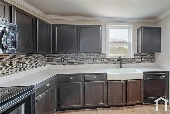 1100 Doc Holliday Dr — Photo 18