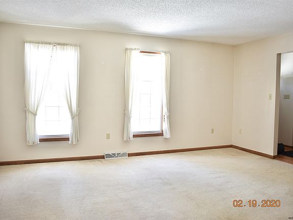 2nd image of 546 Acland Blvd