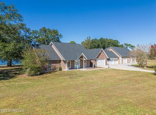 11127 Christopher Dr, Pass Christian, MS 39571