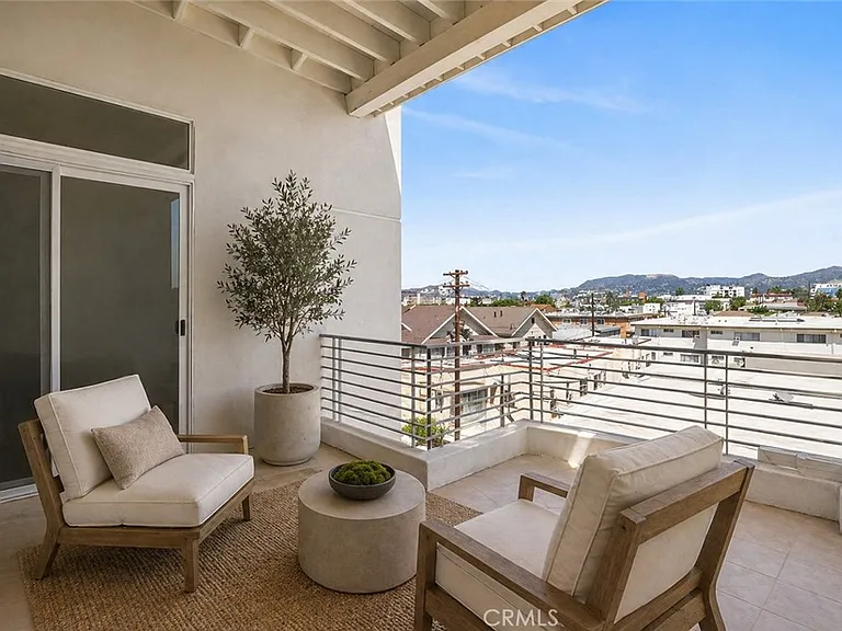 401 N Serrano #Penthouse 3 — Photo 15