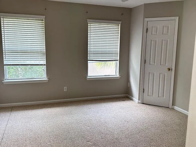 264 Scrub Jay Dr — Photo 10