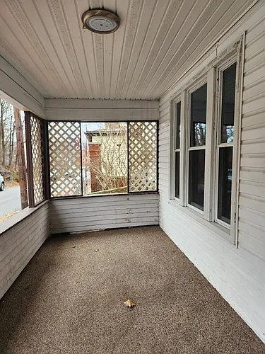1489 Washington Ave Photo 1