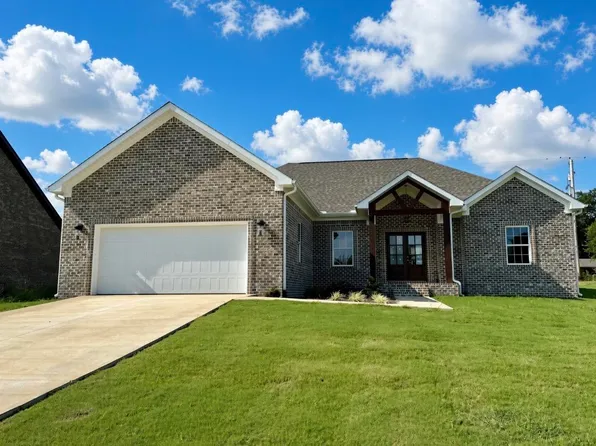 805 Michigan Ave, Muscle Shoals, AL 35661