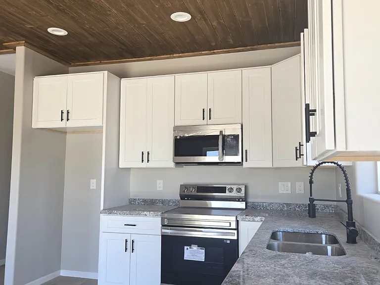 4705 N Melpomene Way #2 — Photo 8
