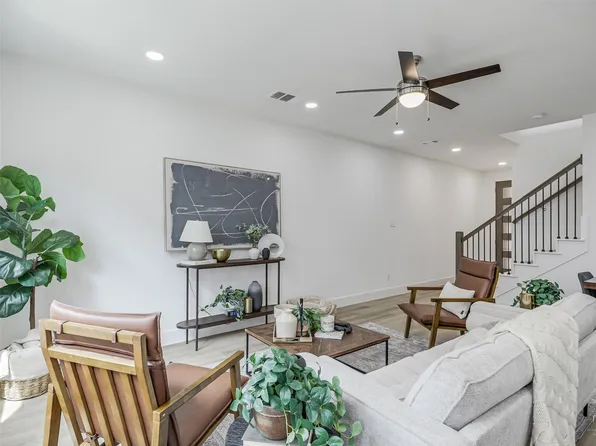 7331 Rubio Pl, Dallas, TX 75235