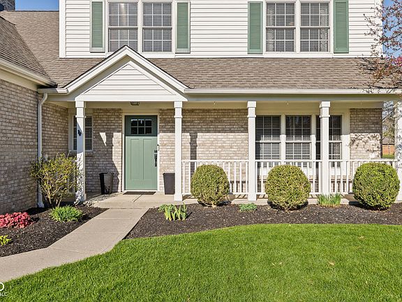 3rd image of 7854 Park Meadows Dr