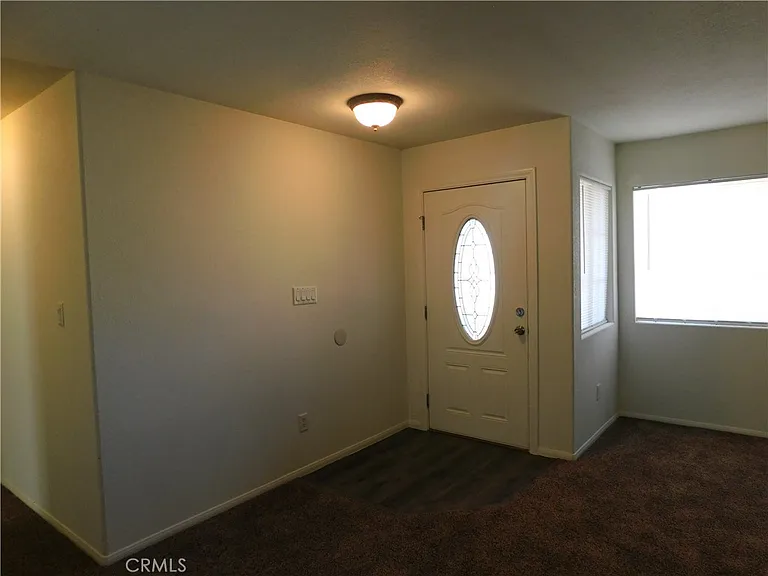 8312 Tamarack Ave — Photo 3