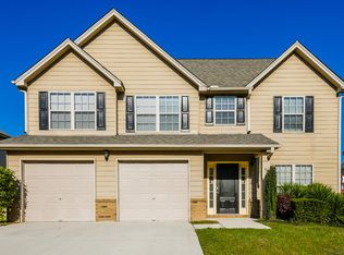 7805 Bell Tower Ln, Fairburn, GA 30213
