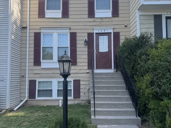 1681 Bayfield Way, Reston, VA 20194