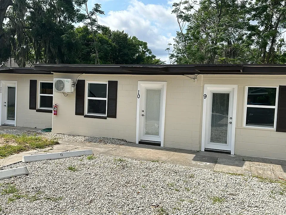 1858 Cornell Ave #10