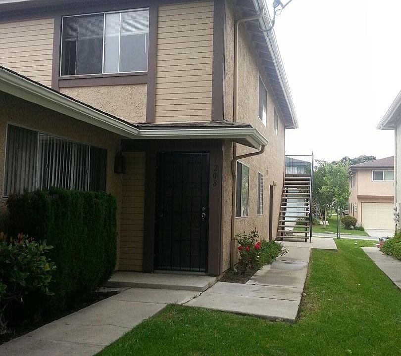 1st image of 1208 Acadia Pl