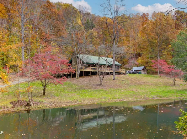 1049 Alpine Rd, Seymour, TN 37865