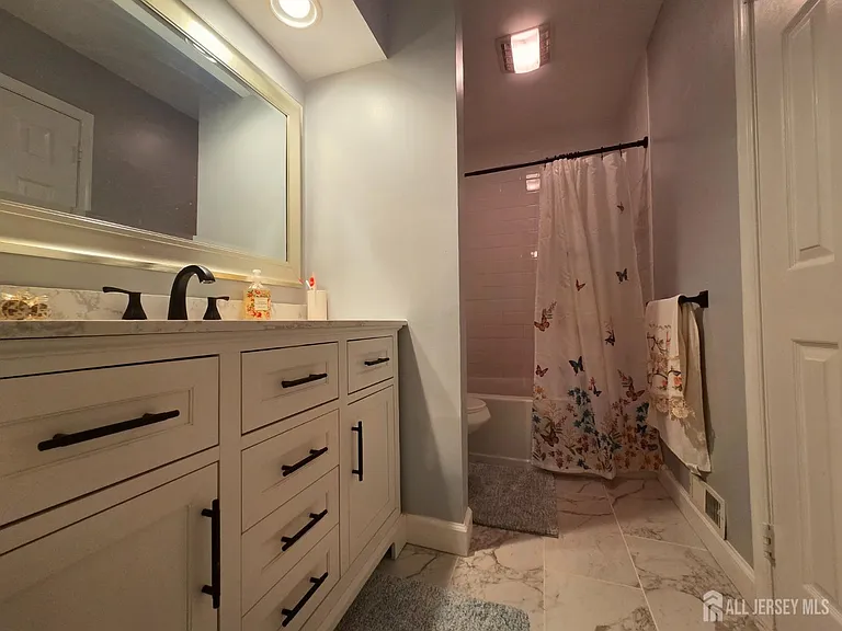 34 Almond Dr — Photo 15
