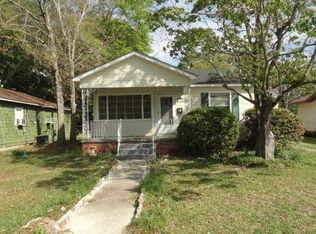 110 8th Ave, Chickasaw, AL 36611