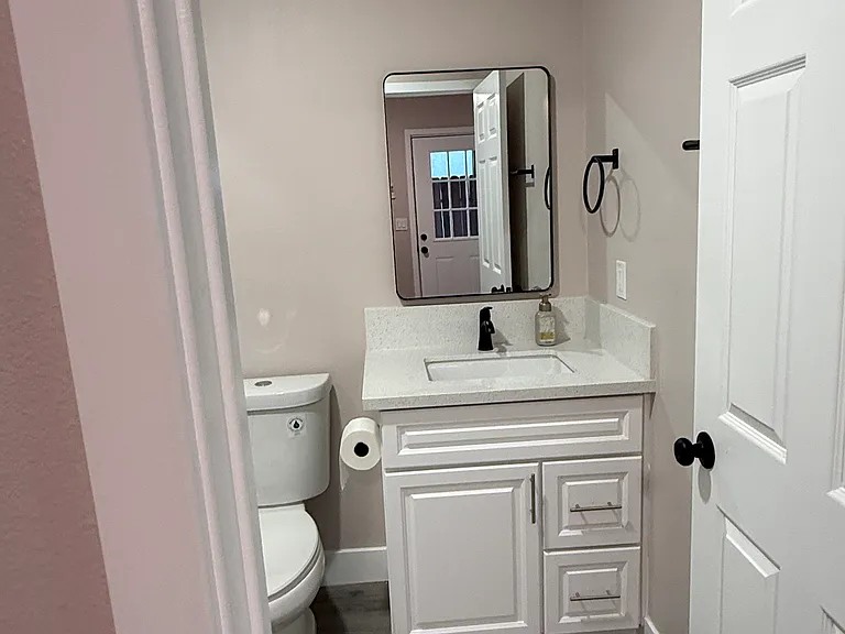 1013 Westpark Ln #2 — Photo 6