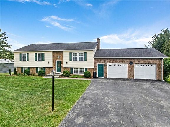 2nd image of 5423 Ridgeview Waye