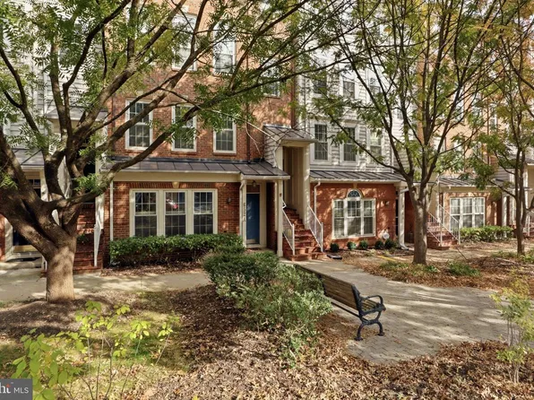 652 Mainsail Dr, Gaithersburg, MD 20879