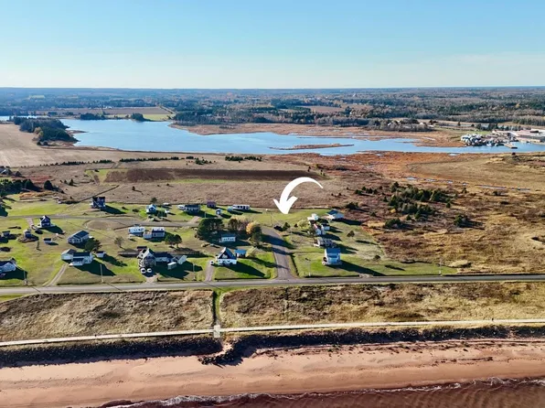 Cottage Rd, North Parish, PE C0B 2B0