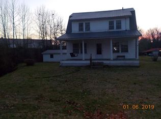 11913 Midland Trail Rd, Ashland, KY 41102