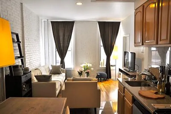 Rented by Veracity NYC LLC | media 35