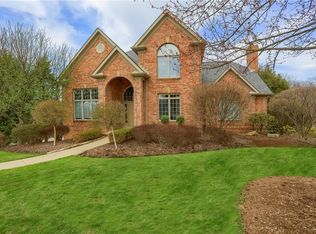 306 Ridgeline Cir, Gibsonia, PA 15044