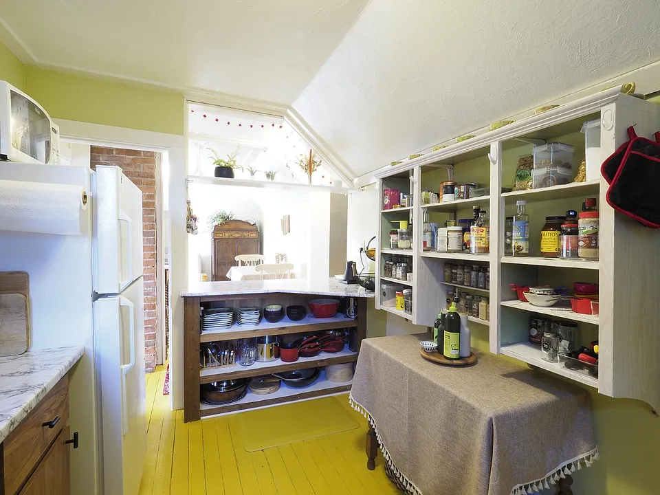 Kitchen NW view.
