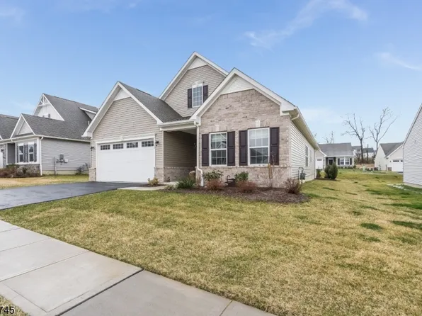 133 Clubhouse Drive, Washington Twp., NJ 07882