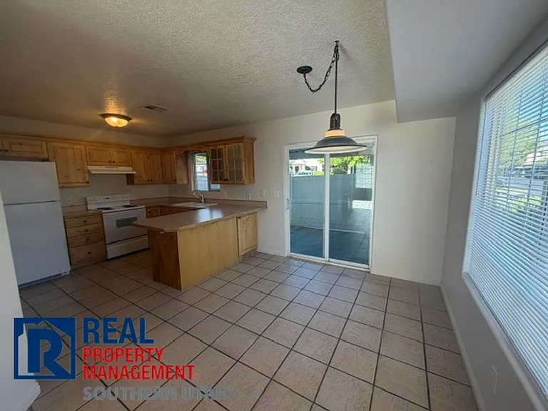 1735 W 540 N #1305 — Photo 4